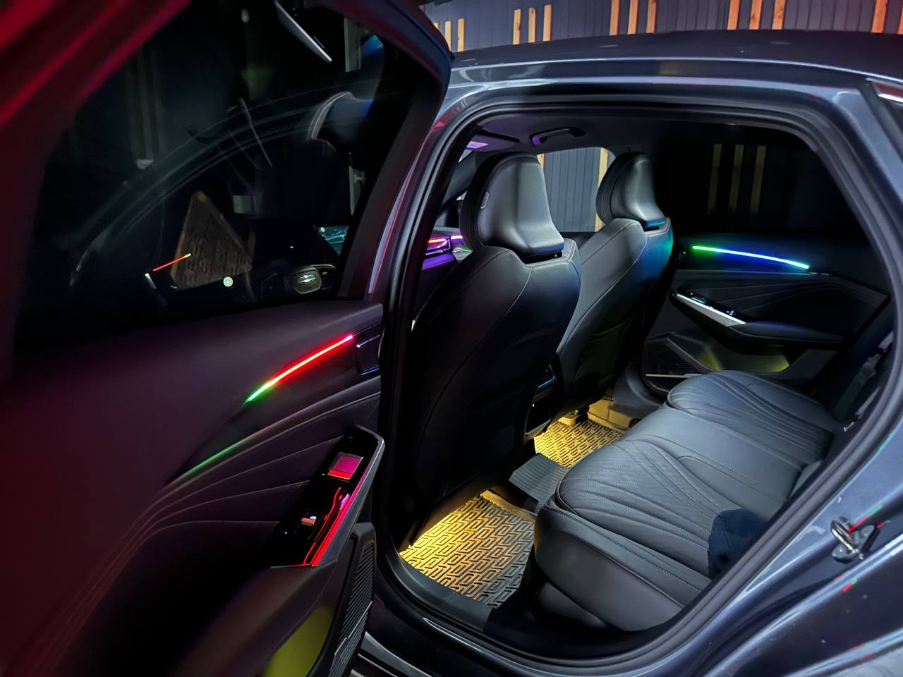 Перешив салона